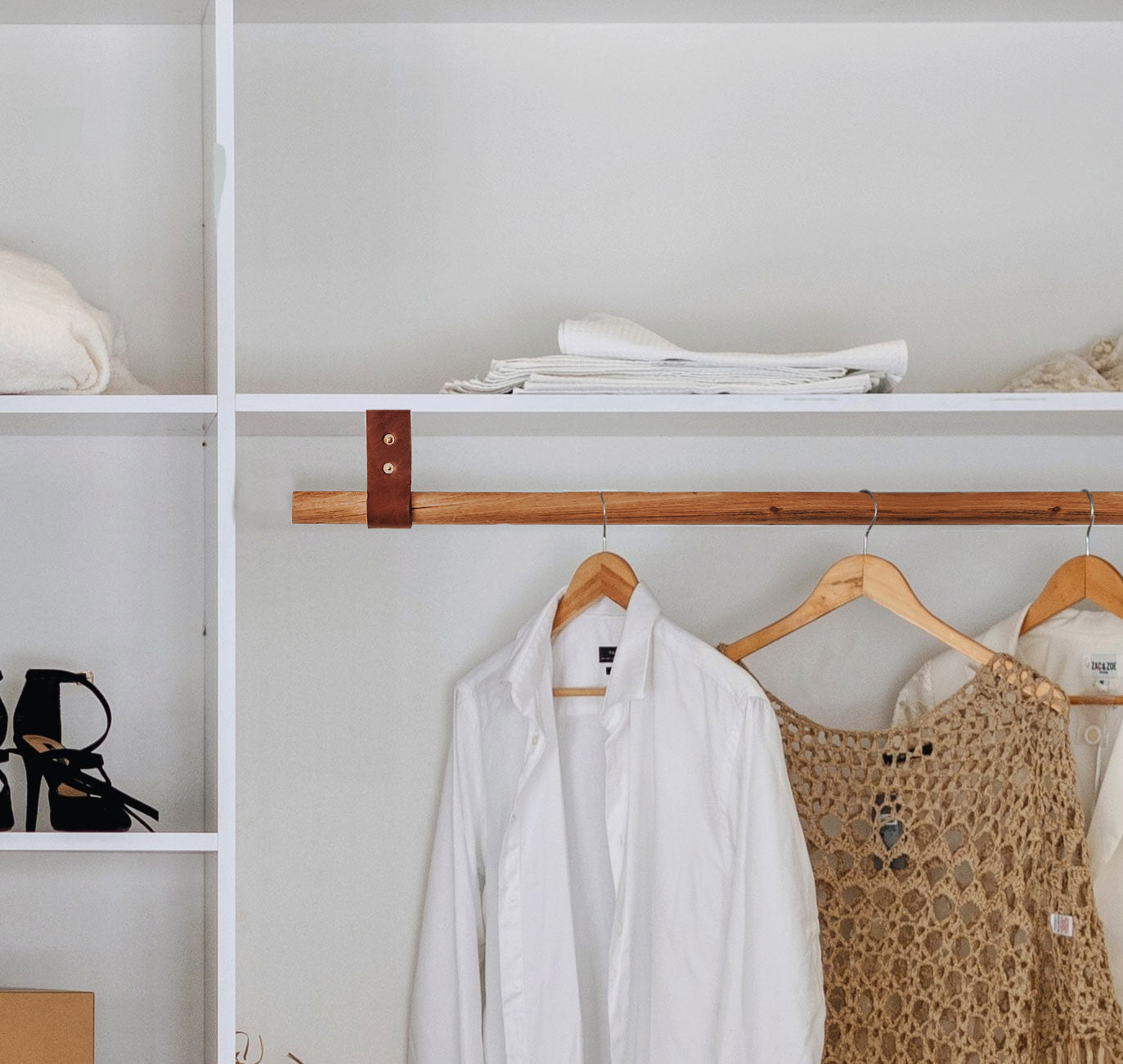 Wardrobe Timber & Leather Hanging Rail