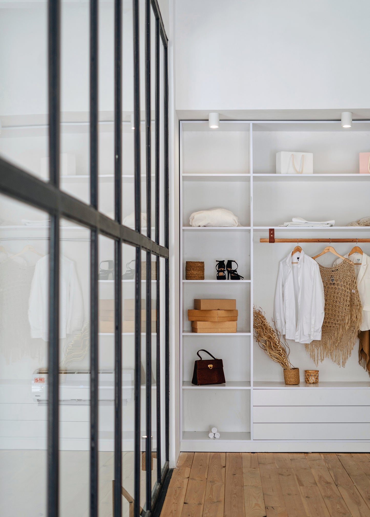 Wardrobe Timber & Leather Hanging Rail